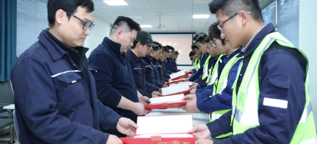 Youth meets a golden age now is the time to strive Welcome to Jwell Industrial Park New Colleagues Youth meets a golden age now is the time to strive Welcome to Jwell Industrial Park New Colleagues